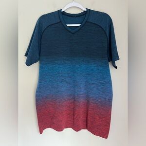 Lululemon Metal Vent Tech Shirt Men’s Sz L  V-Neck SS Deep Navy Blue Red Ombre